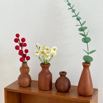 Natural Wooden Geometric Vase – Minimalist Décor